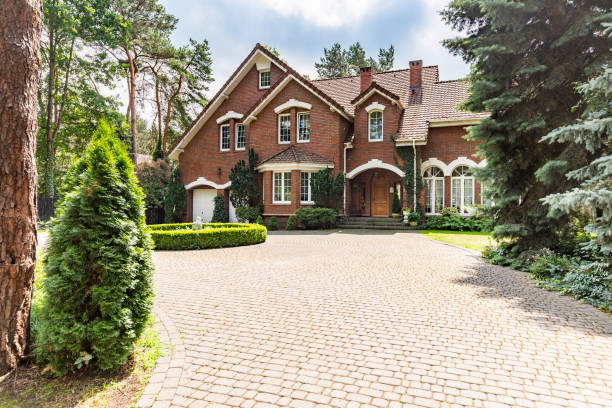 Reasons to Select Us for Your Driveway Paving Requirements in Round Lake, IL
